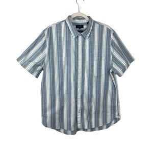VINCE Classic Fit Variegated Stripe Short Sleeve Button-Up Shirt